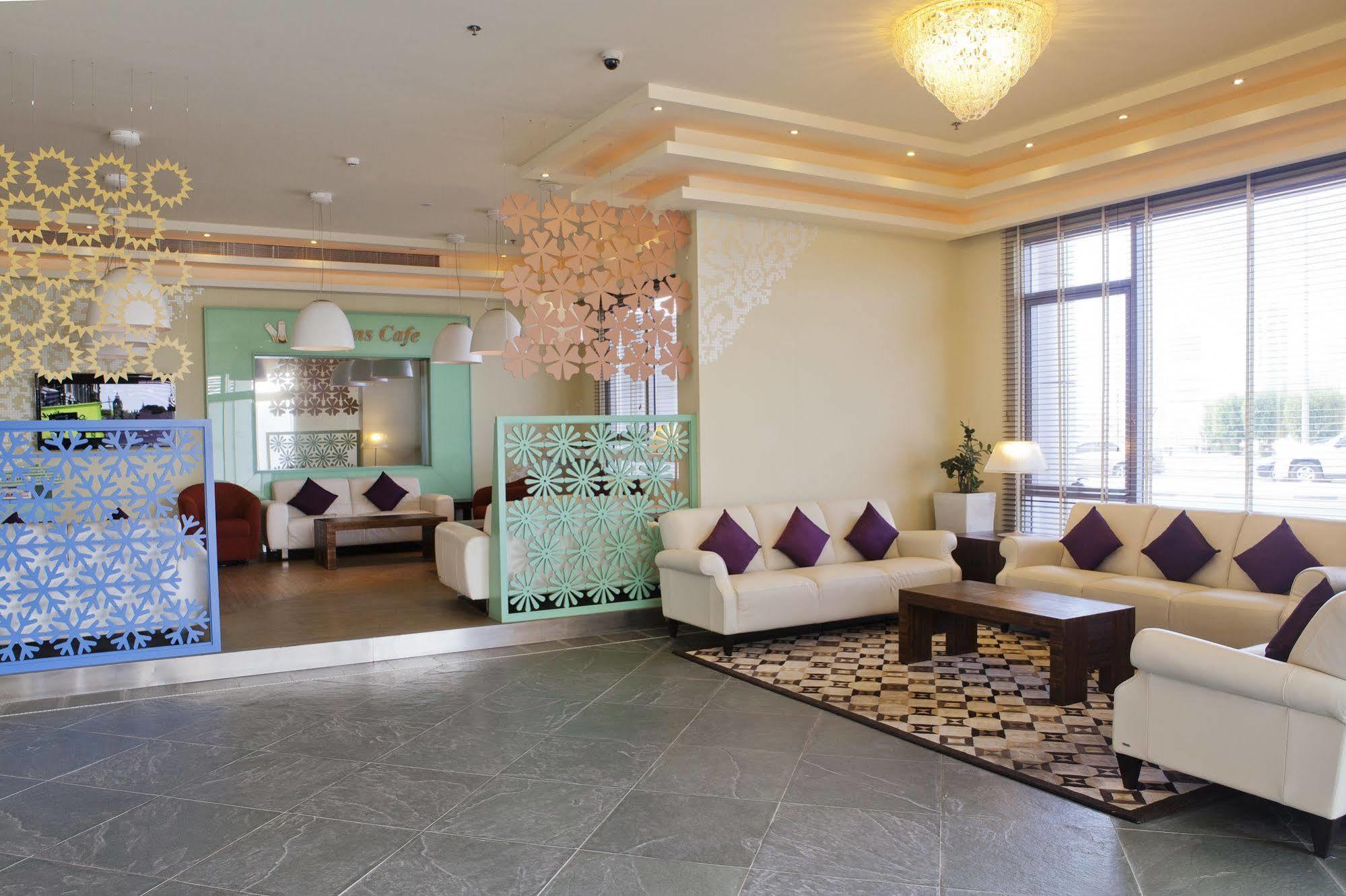 Al Raya Suites Hotel Манама Екстериор снимка
